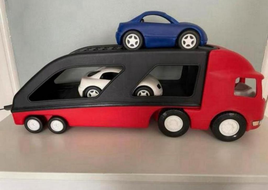 Little Tikes autotransporter met 2 auto's, Ophalen