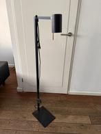 Zwarte vloerlamp, 125 cm hoog, Huis en Inrichting, Ophalen, Gebruikt, Metaal, 100 tot 150 cm