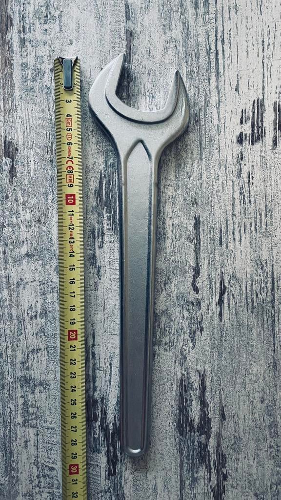 Steeksleutel 36, Doe-het-zelf en Verbouw, Gereedschap | Handgereedschap, Ophalen of Verzenden, Zo goed als nieuw