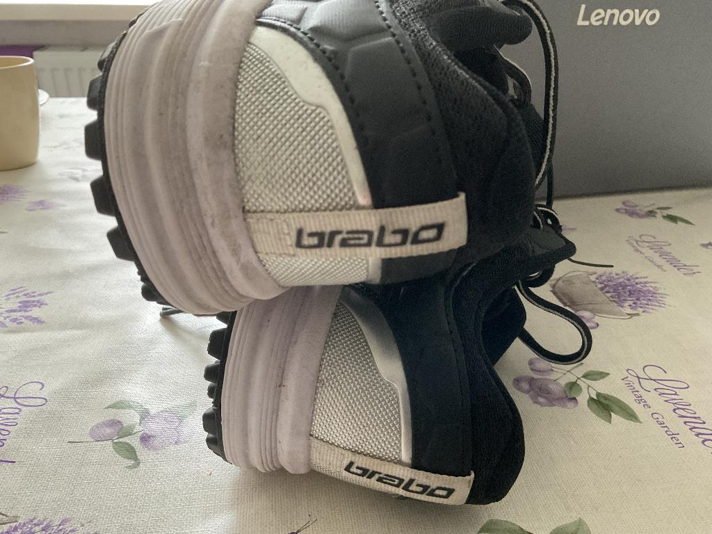 Sportschoenen kunstgras, Ophalen, Zo goed als nieuw