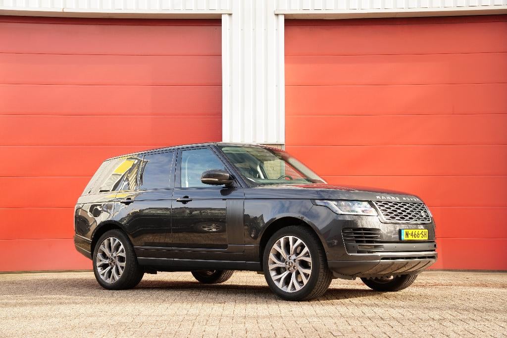 Land Rover Range Rover 2.0 P400e Vogue Massage Pano ACC, Auto's, 404 pk, 4 cilinders, 2500 kg, Bedrijf