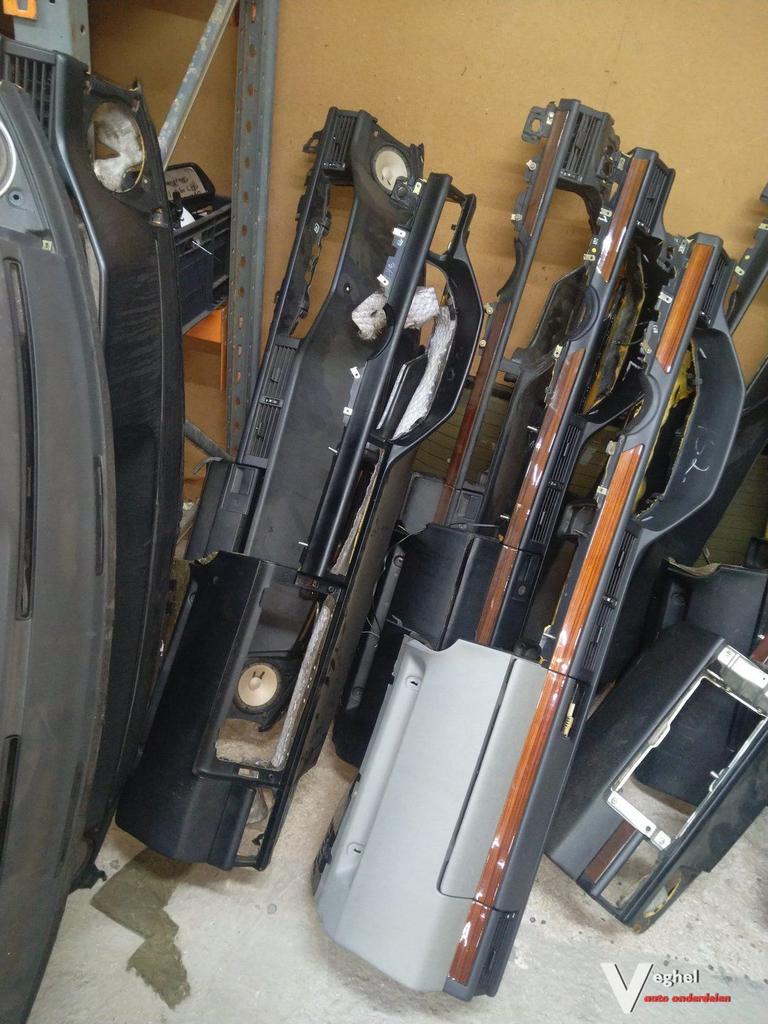 Mercedes w124  dashboard diverse kleuren en uitvoeringen, Ophalen, Gebruikt, -, -