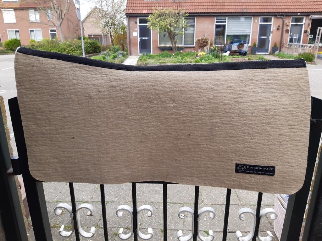 Wolvilt western pad liner nieuwstaat, Dieren en Toebehoren, Ophalen of Verzenden