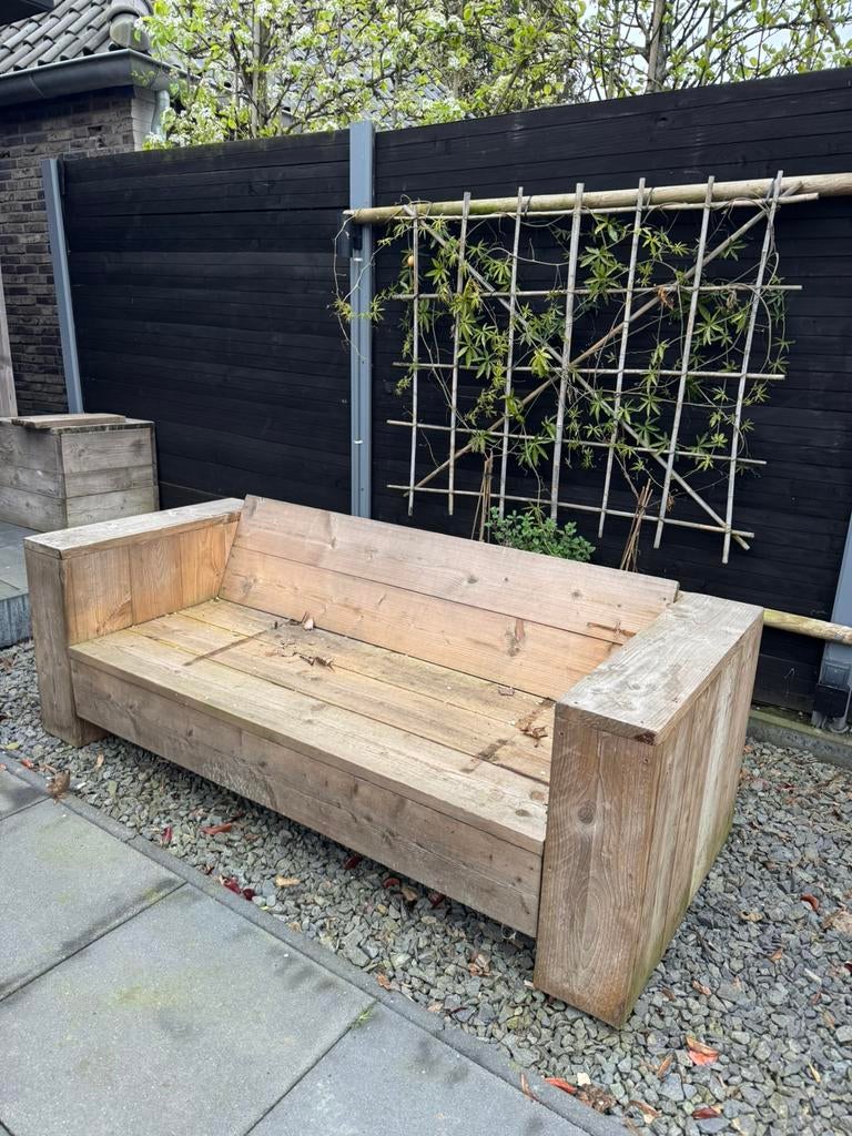 2 houten banken en kubus bijzet tafel HARD en STEVIG, Tuin en Terras, Ophalen of Verzenden, Zo goed als nieuw, Hout