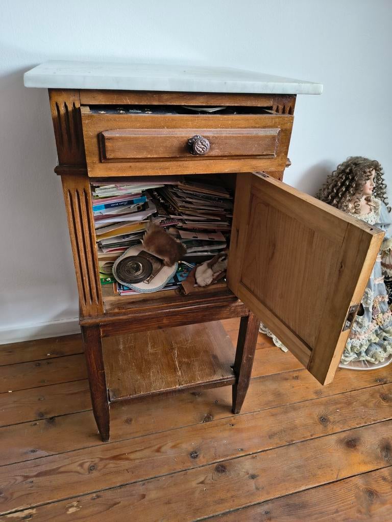 Antiek nachtkastje/bijzettafel met marmeren blad, Ophalen