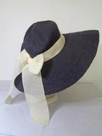 Mooie hoed met strik…....(Fotonr V78), Ophalen of Verzenden, Nieuw, 58 cm (L, 7¼ inch) of meer, Hoed