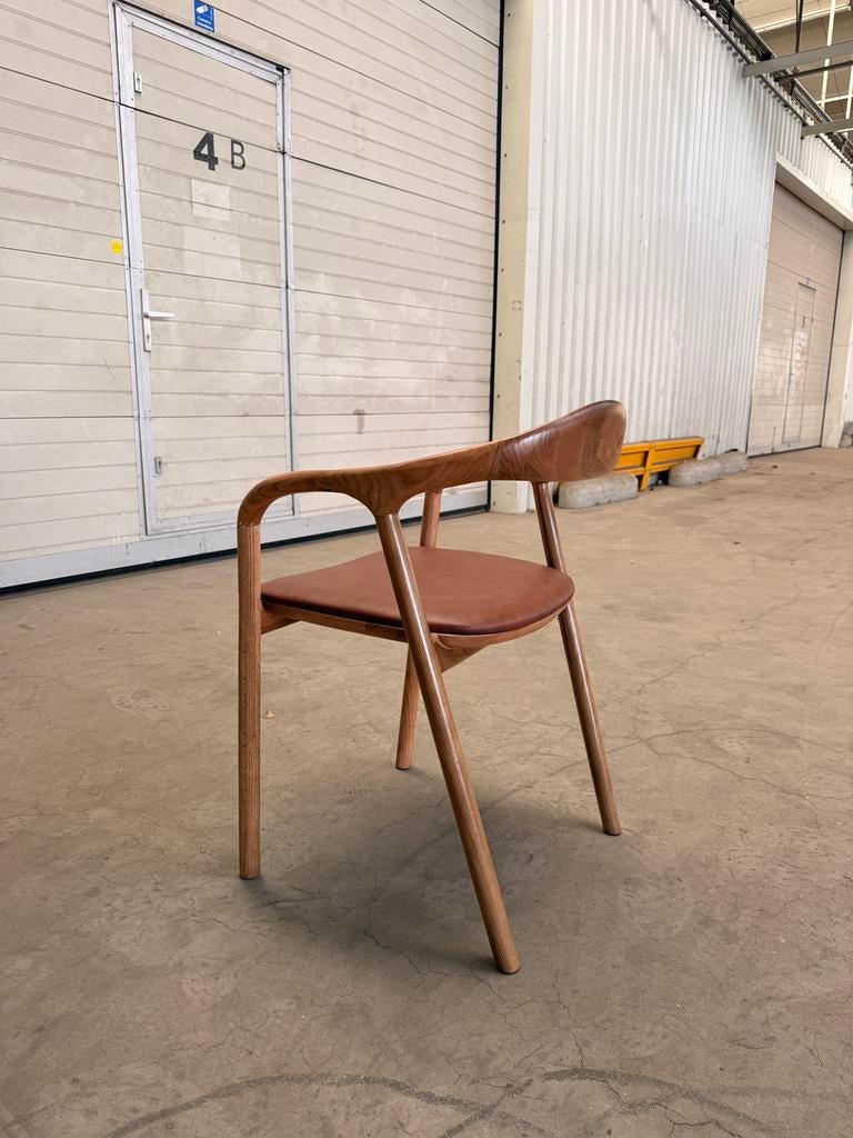 Scandinavische stoel eiken en leer, Ophalen of Verzenden, Nieuw, Minder dan 10 m², Parket