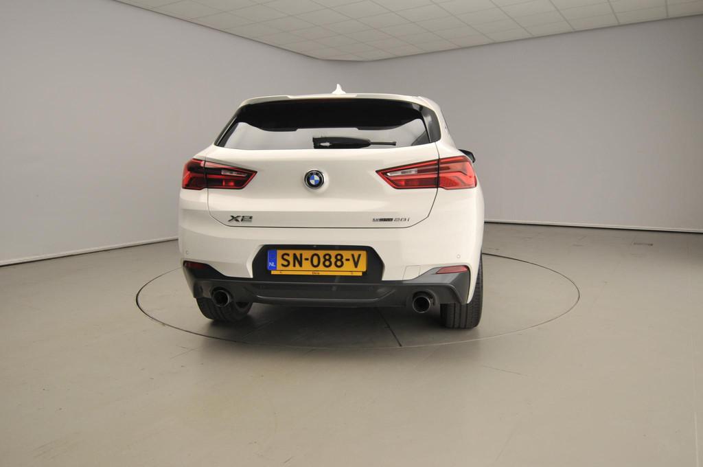 BMW X2 sDrive20i High Executive M Sport | Leder | Camera | P, Auto's, 1998 cc, X2, 1435 kg, Wit