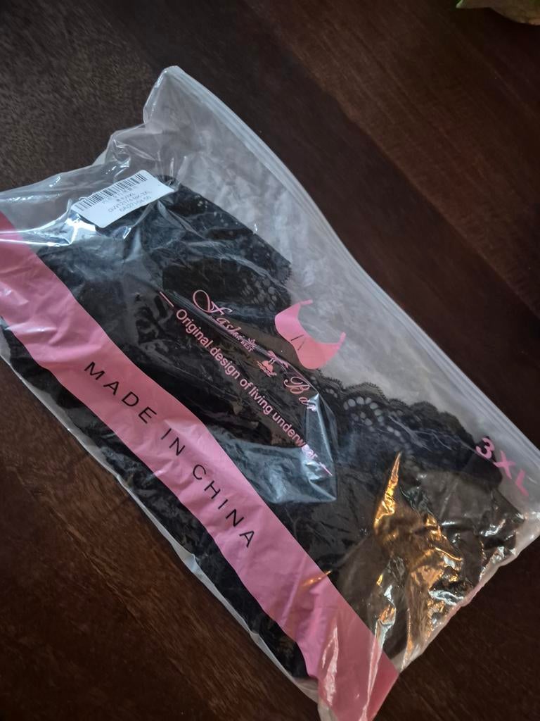 Nieuwe bh's, Kleding | Dames, Ondergoed en Lingerie, Ophalen of Verzenden, Zwart, BH