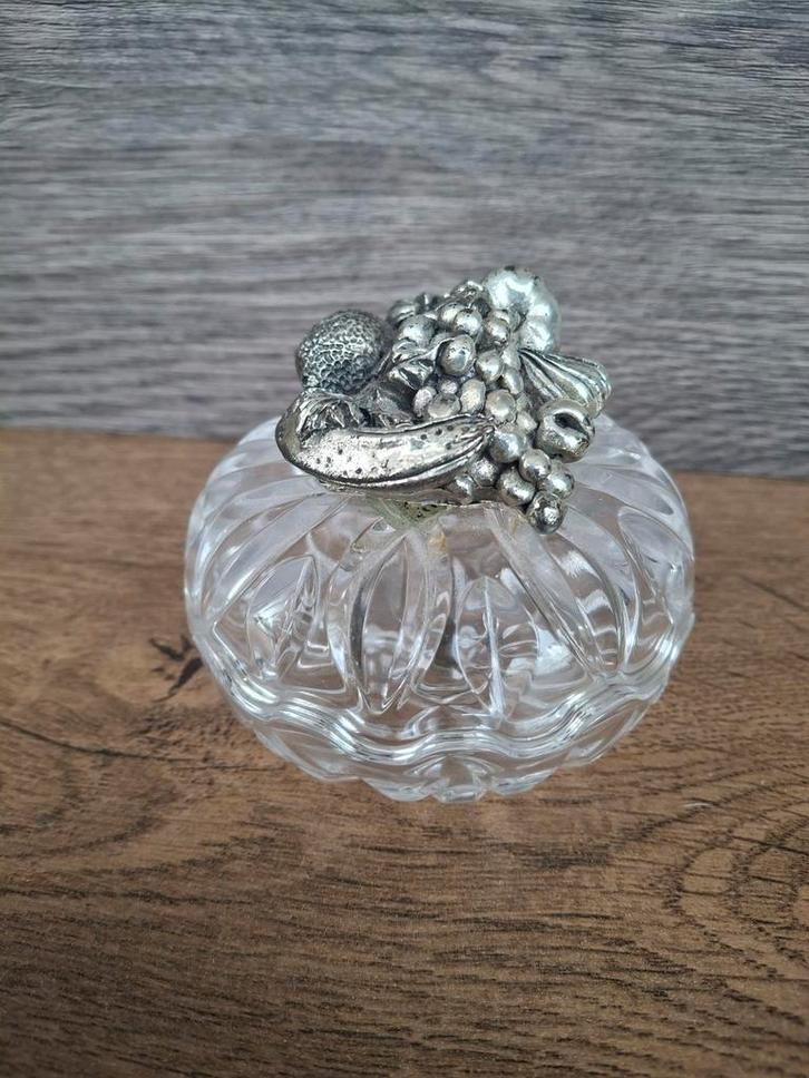 Schaaltje blei kristal RCR met verzilverde knop, Antiek en Kunst, Antiek | Glas en Kristal, Ophalen of Verzenden