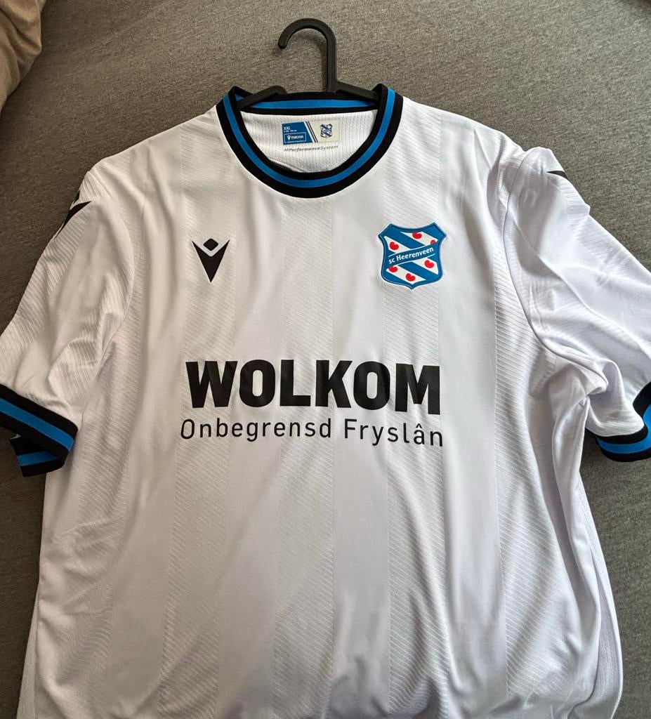 SC Heerenveen shirt 2024-2025 - Maat XXL Macron, Sport en Fitness, Voetbal, Groter dan maat XL, Ophalen of Verzenden, Zo goed als nieuw