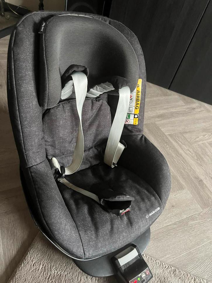 Maxi-Cosi 2wayPearl autostoel met 2wayFix base, Kinderen en Baby's, Autostoeltjes, Zo goed als nieuw, Maxi-Cosi, 0 t/m 18 kg, Isofix