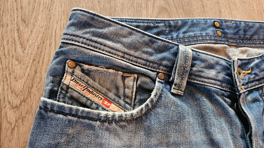 Diesel LARKEE W33 L34 * 33x34 *008AT* STRAIGHT #D3375, Kleding | Heren, Spijkerbroeken en Jeans, DIESEL, Diesel, Blauw, W32 (confectie 46) of kleiner