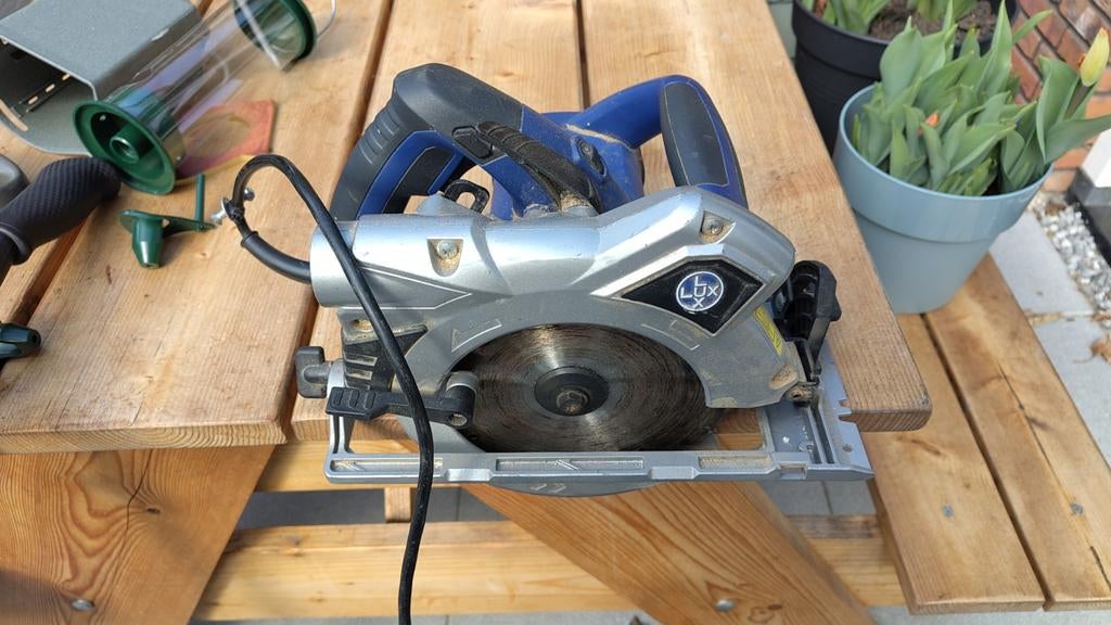 Lux HKS-1500 Cirkelzaag - Krachtig en Betrouwbaar, Ophalen, Gebruikt, Cirkelzaag, Lux