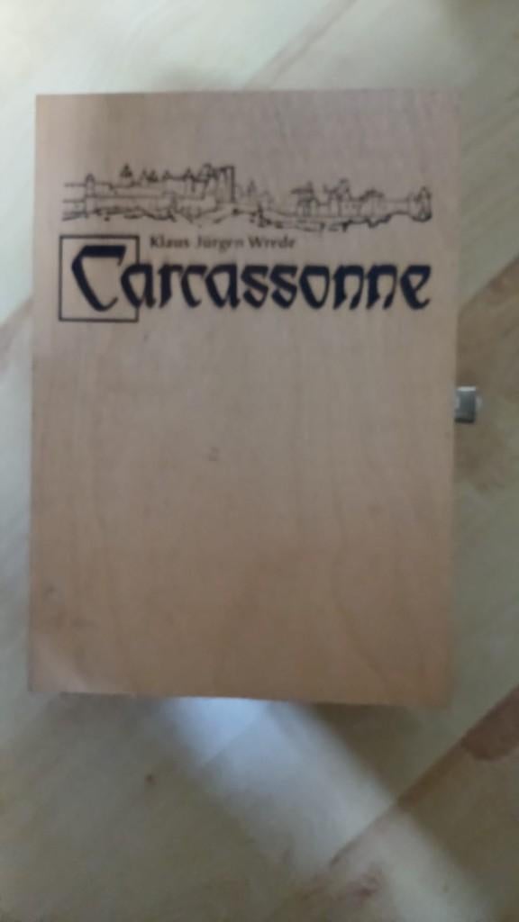 bordspel zgan Carcassonne basisspel in houten koffer, Hobby en Vrije tijd, Gezelschapsspellen | Bordspellen, Vijf spelers of meer