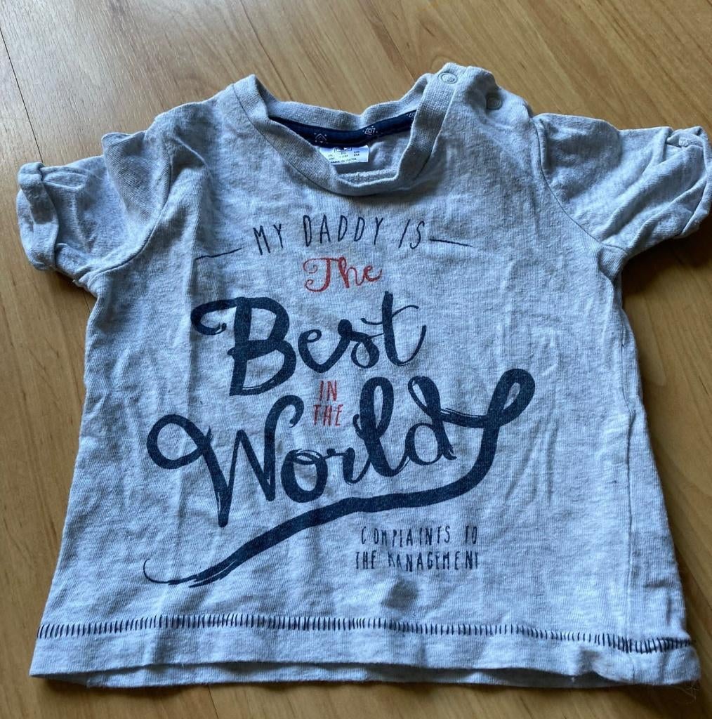 tshirt daddy grijs maat 68, Kinderen en Baby's, Babykleding | Maat 68, Ophalen of Verzenden, Gebruikt, Jongetje, Shirtje of Longsleeve
