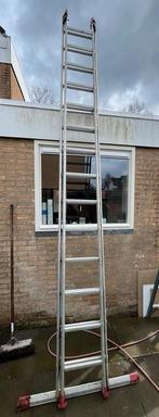 Tweedelige 14-tredes ladder, Ophalen, Gebruikt, Ladder, Opvouwbaar of Inschuifbaar