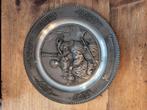 Vintage Duits Tinnen Bord met Reliëfdecoratie, Antiek en Kunst, Ophalen of Verzenden