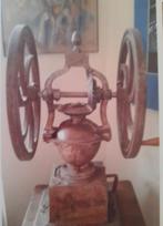 Antieke koffiemolen vooroorlogs, Ophalen