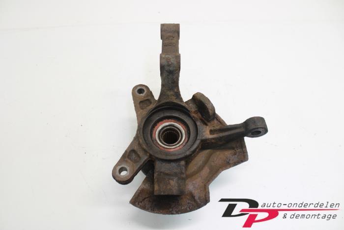 Fusee rechts-voor van een Daewoo Kalos, Auto-onderdelen, Ophanging en Onderstel, Daewoo, Gebruikt, 3 maanden garantie, Ophalen of Verzenden