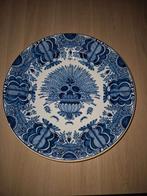 Tichelaar Pauwenbord, begin 20e eeuw, Antiek en Kunst, Antiek | Schalen, Ophalen of Verzenden