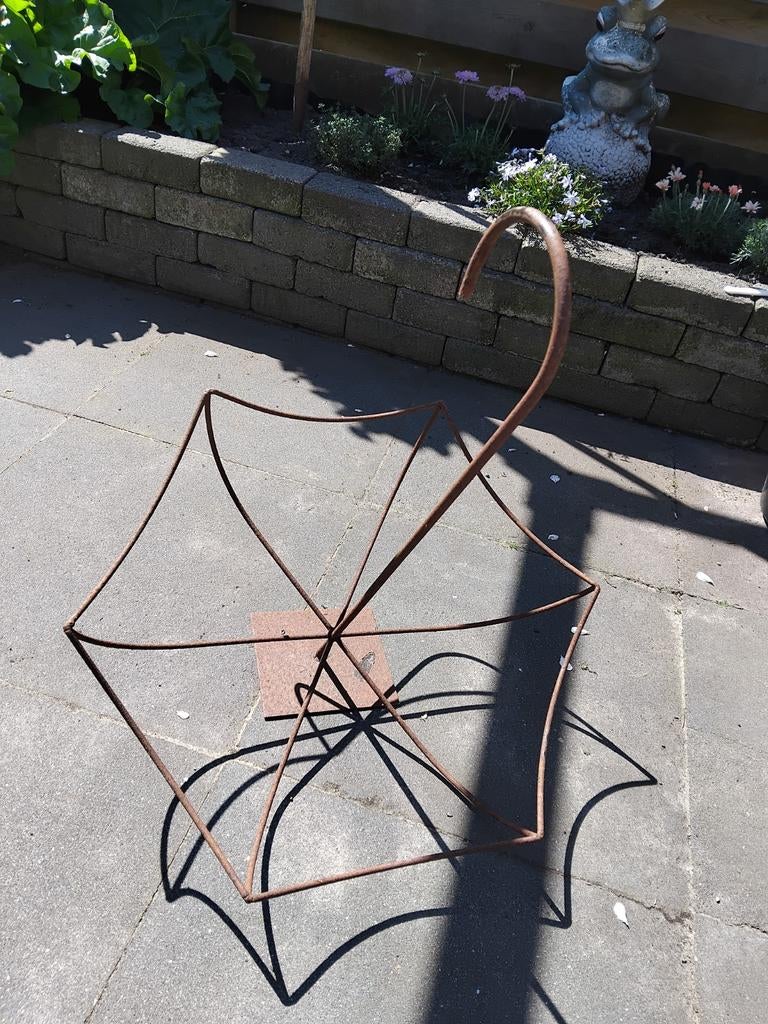 IJzeren paraplu frame voor bloemschikken - Stevig staal, Ophalen of Verzenden, Gebruikt, Metaal, Overige typen