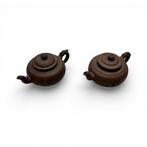 Twee Yixing theepotjes, Ophalen of Verzenden