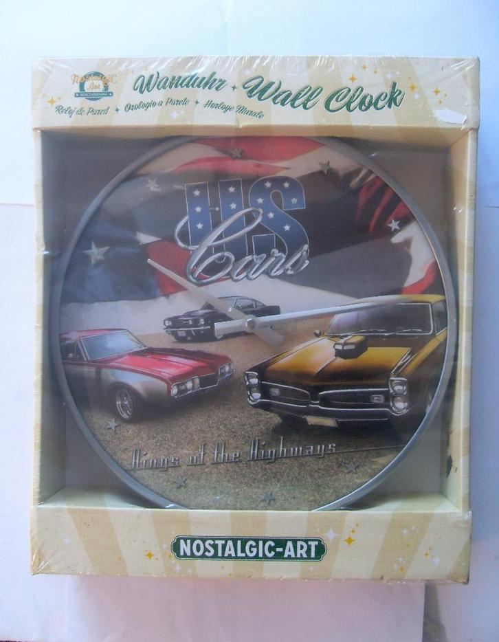 Metalen Wandklok U.S. Cars Wand Klok USA Amerika Route 66, Huis en Inrichting, Woonaccessoires | Klokken, Nieuw, Wandklok, Analoog