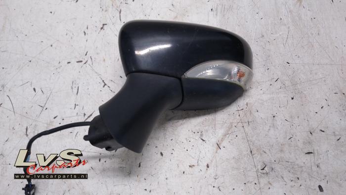 Buitenspiegel links van een Renault Clio, Auto-onderdelen, Spiegels, Gebruikt, -, Renault, -