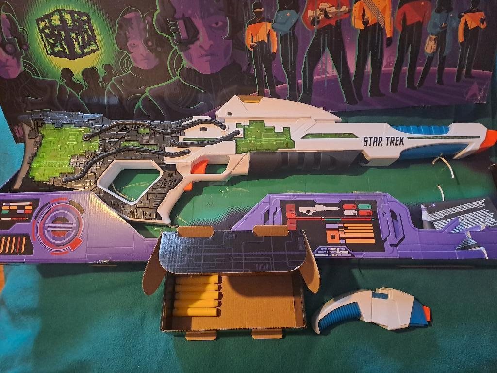 Star trek Nerf phaser Rifle / geweer + phaser lmt edition, Ophalen of Verzenden, Zo goed als nieuw