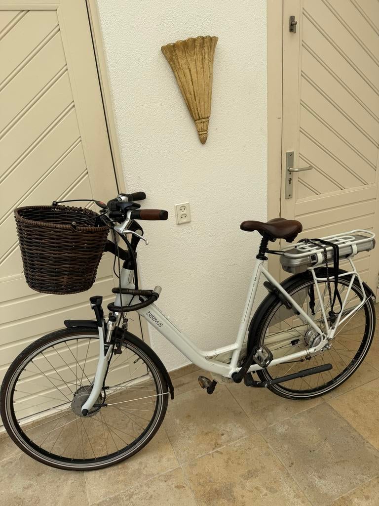 Nette Batavus Wazy Ego comfort + nieuwe oplader, Fietsen en Brommers, Elektrische fietsen, Ophalen, Minder dan 30 km per accu