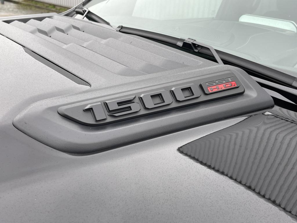 Dodge Ram 1500 MY2025 BPM VRIJ 4x4 Crew Cab Limited Night 20, Automaat, Gebruikt, Zwart, Bedrijf