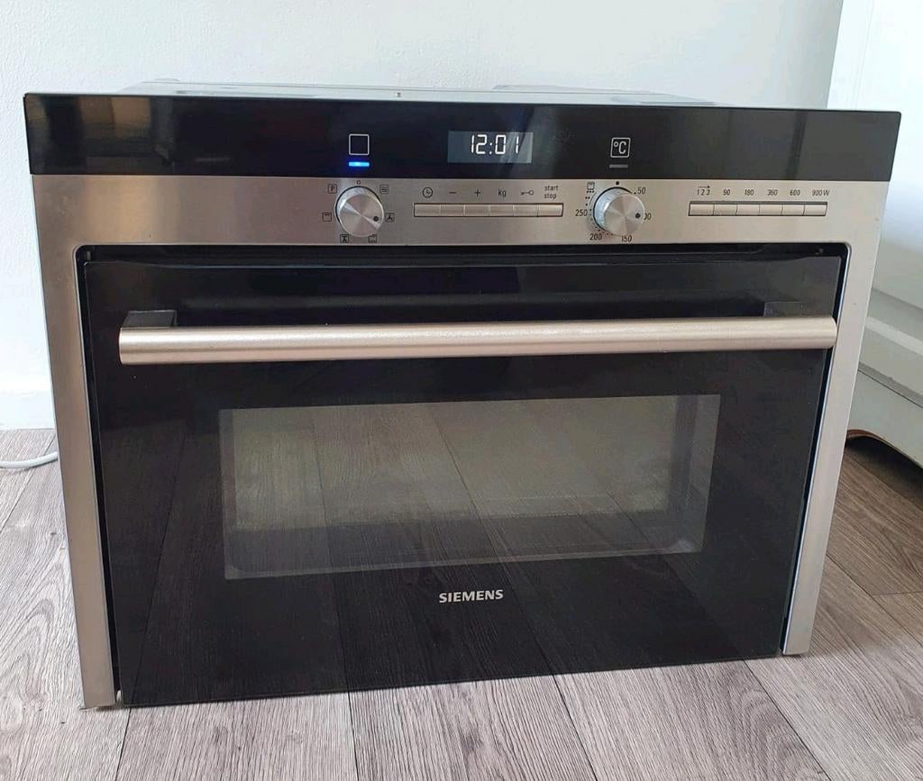 SIEMENS combi oven/magnetron in nette staat, Zo goed als nieuw, Oven met grill, Inbouw, 45 tot 60 cm