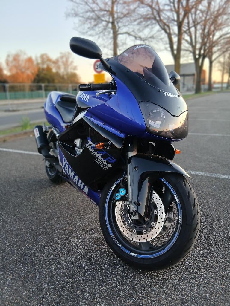 Yamaha Thunderace 1000, Motoren, 4 cilinders, Motorrijbewijs A, Super Sport, Particulier