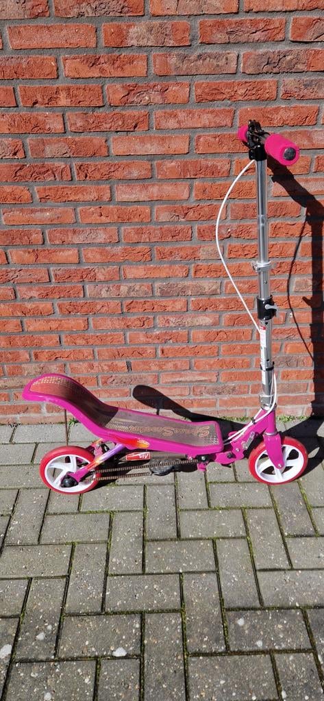 Roze Space Scooter - Gebruikt spacescooter, Fietsen en Brommers, Steps, Ophalen of Verzenden