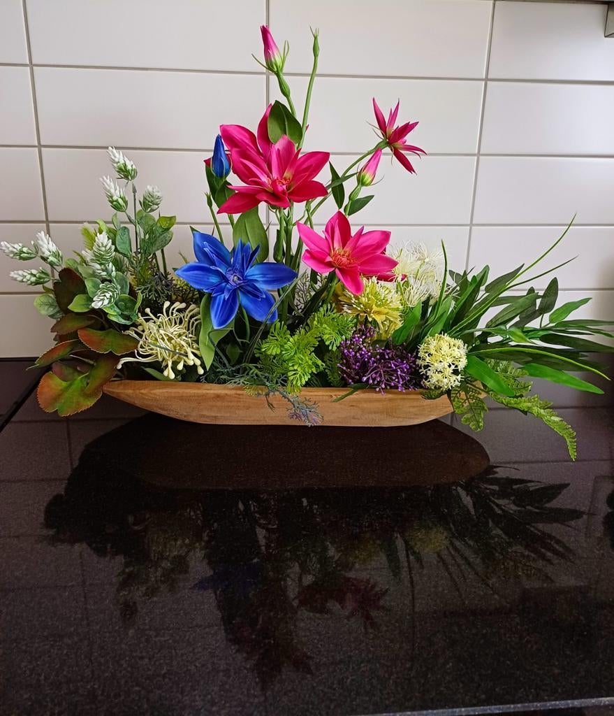 Zijden bloemstuk in houten schaal, Ophalen of Verzenden, Nieuw