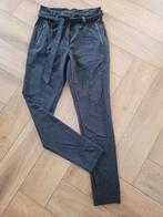Prachtige zwarte travelstof broek van Daelin, maat S, Zwart, Ophalen of Verzenden, Zo goed als nieuw, Maat 36 (S)