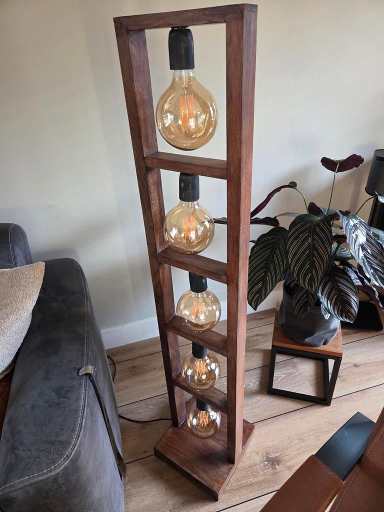 Staande lamp 132 cm hoog met dimschakelaar en lampen, Ophalen, Gebruikt, 100 tot 150 cm, Modern industrieel