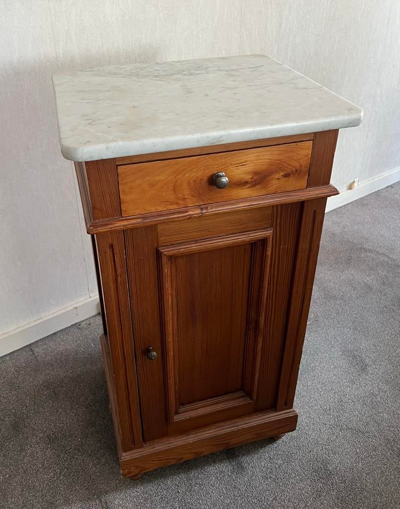 Houten kastje met marmeren blad, Antiek en Kunst, Antiek | Meubels | Kasten, Ophalen