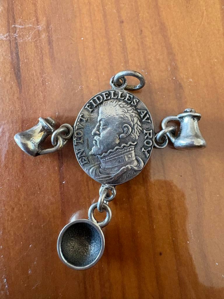 Zilveren Geuzenpenning Filips II met bedels, Ophalen of Verzenden, Zilver