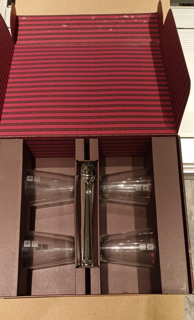 Nespresso Latte Macchiato Glazen met Lepels (4 stuks), Ophalen of Verzenden, Nieuw, Overige materialen, Los bestek