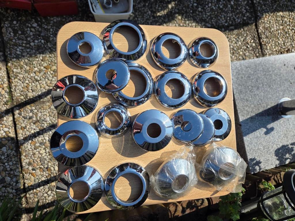 Rozetten te koop in allerlei maten, Ophalen, Nieuw, Douche