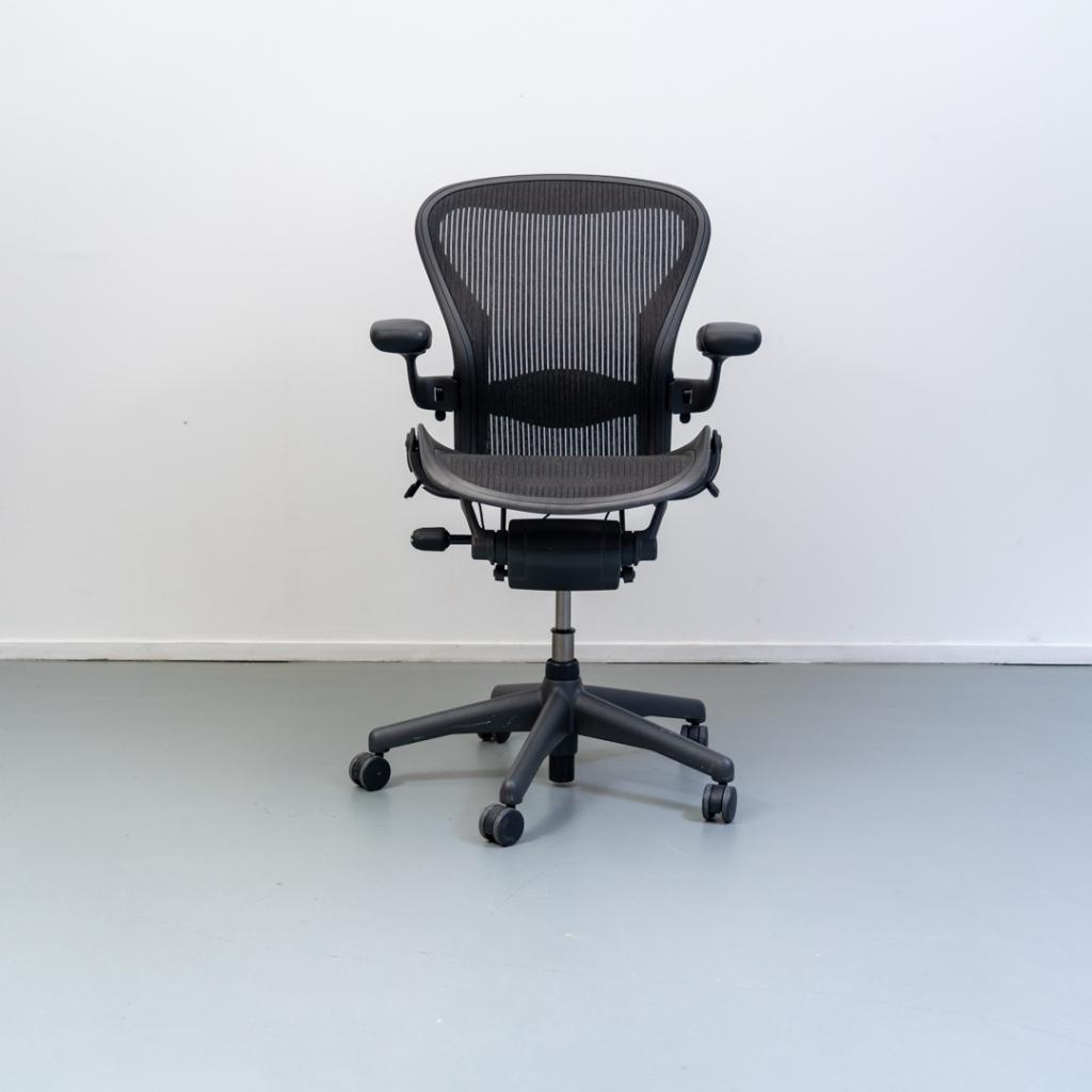 4x Herman Miller Aeron bureaustoel C Antraciet, Huis en Inrichting, Bureaustoelen, Niet ingevuld, Gaming bureaustoel, Niet ingevuld
