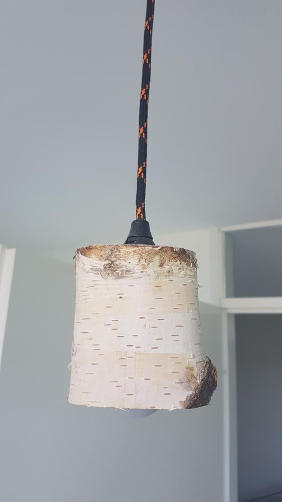 Unieke hanglamp van boomstammetjes, Huis en Inrichting, Lampen | Hanglampen, Zo goed als nieuw, Minder dan 50 cm, Hout, Ophalen of Verzenden