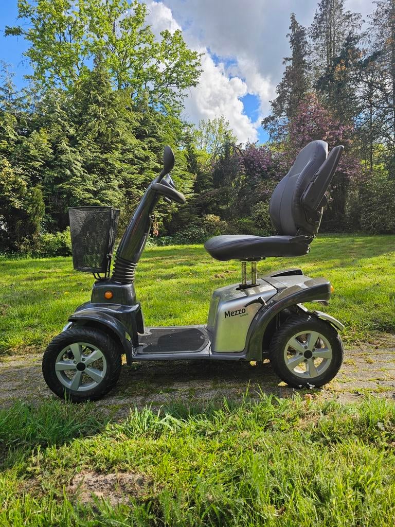 Life & Mobility Mezzo 4 scootmobiel grijs, Diversen, Ophalen, 46 km of meer, 16 km/u of meer