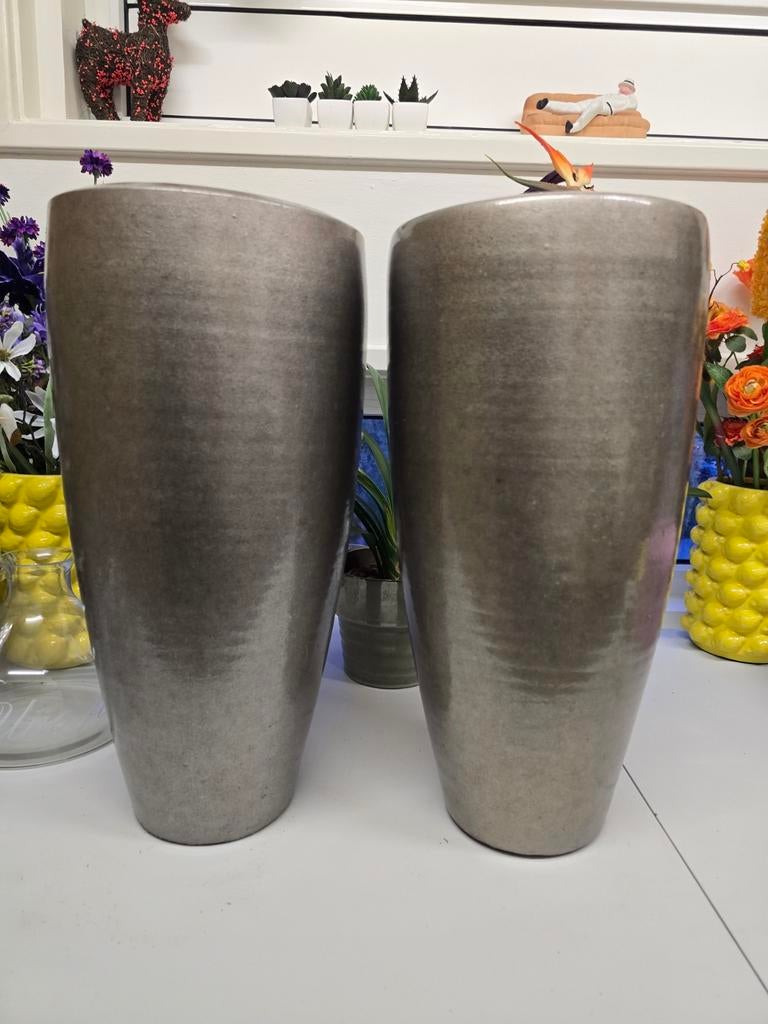 Set van 2 Grote Plantenpotten - Grijs / leverkleur, glans, Tuin en Terras, Bloembakken en Plantenbakken, Ophalen, Overige materialen