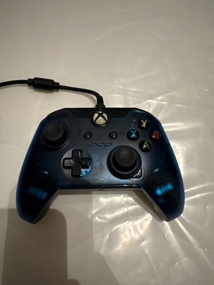 PDP Wired Controller voor Xbox One – Blauw, Computers en Software, Joysticks, Zo goed als nieuw, Ophalen of Verzenden