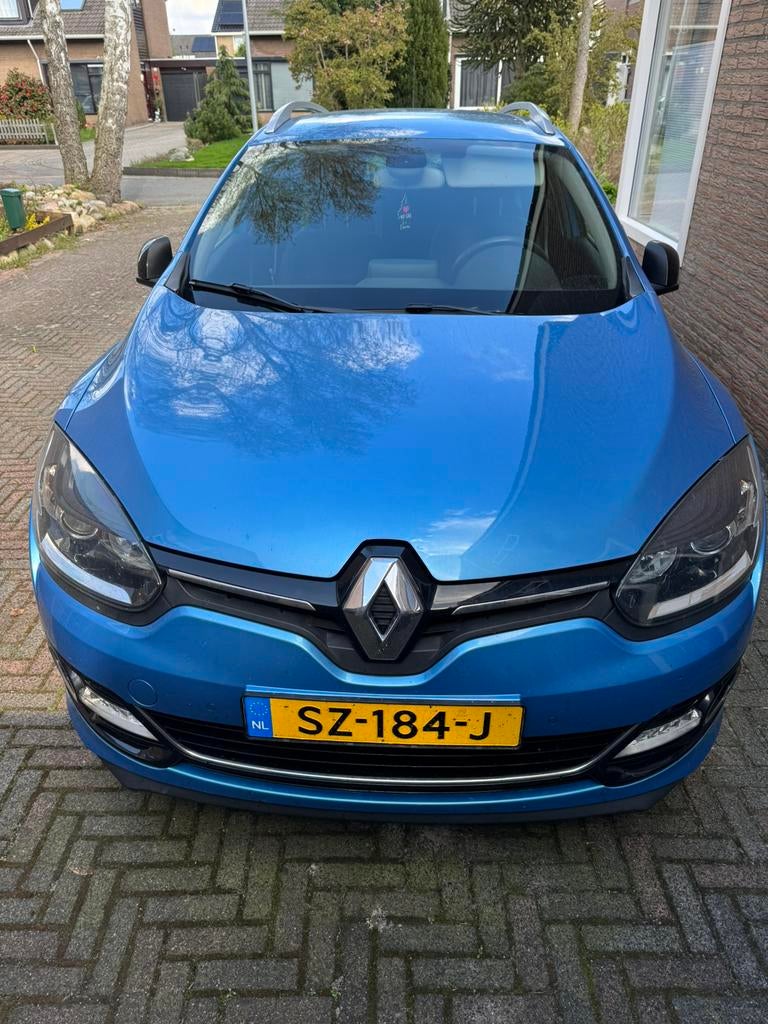 Renault Mégane 1.2 TCE 97KW Estate 2015 Blauw BOSE edition., Voorwielaandrijving, 680 kg, Leder en Stof, 132 pk