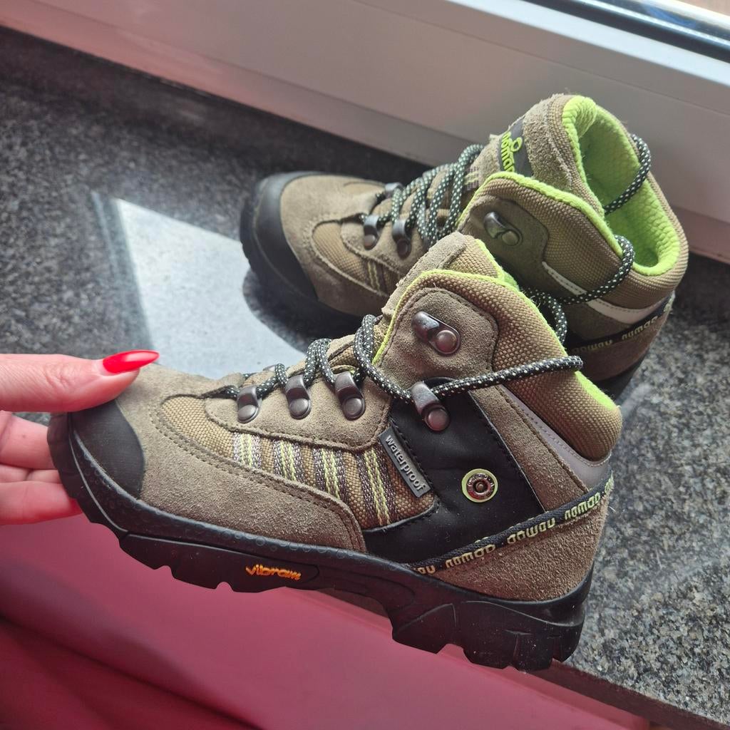 Nomad Bergschoenen  - maat 31, Ophalen of Verzenden, Zo goed als nieuw, Schoenen