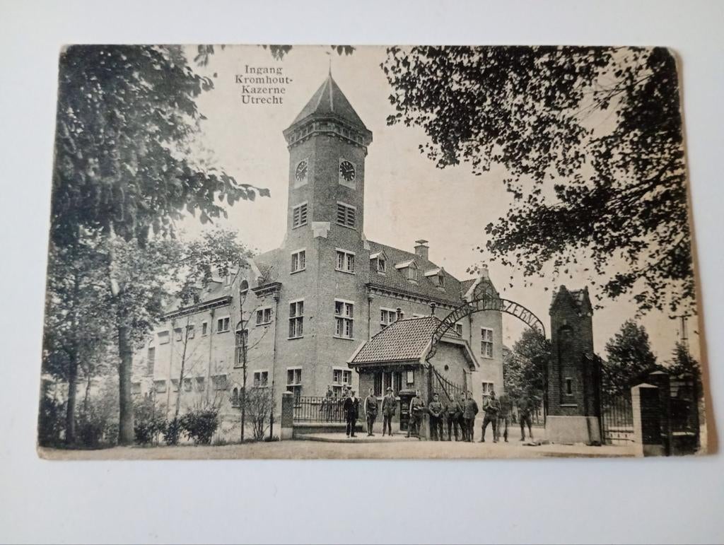 Militaria Utrecht Kazerne met Militairen, Ophalen of Verzenden, Voor 1920, Gelopen, Utrecht